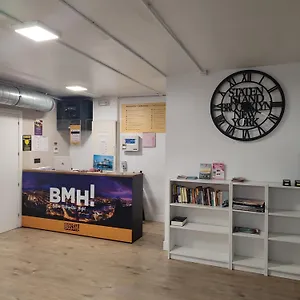 https://bilbao-metropolitan-hostel-by-alda-hotels.basquecountryhotels.org